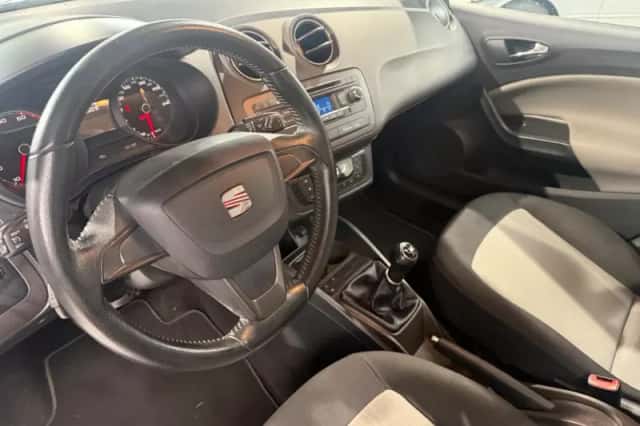 SEAT Ibiza (2013) thumbnail 6