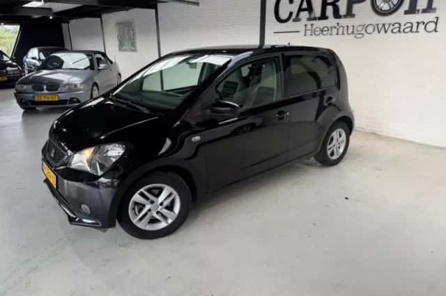 SEAT Mii (2014) thumbnail 2