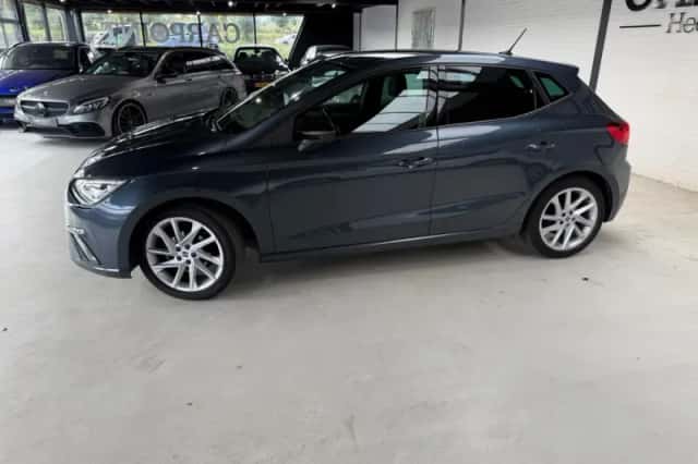 SEAT Ibiza (2022) thumbnail 3