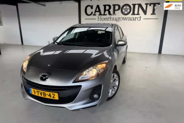 Mazda 3 (2014) thumbnail 1