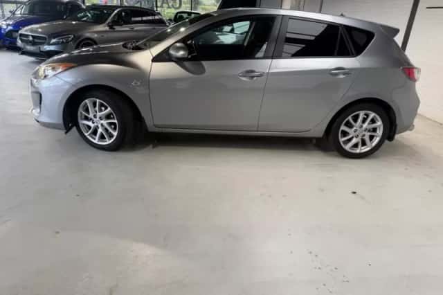 Mazda 3 (2014) thumbnail 3