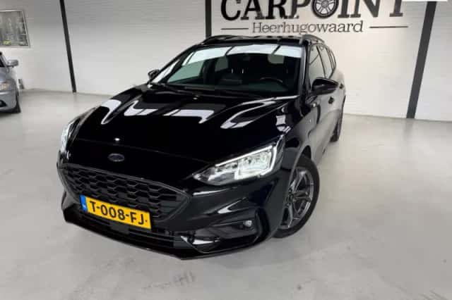 Ford Focus (2020) thumbnail 1