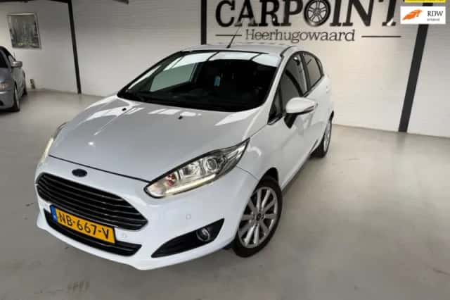 Ford Fiesta (2017) thumbnail 1