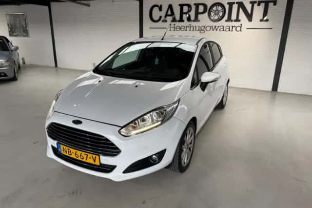 Ford Fiesta (2017) thumbnail 5