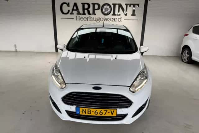 Ford Fiesta (2017) thumbnail 6