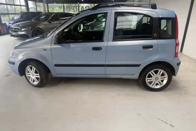Fiat Panda (2008) thumbnail 3