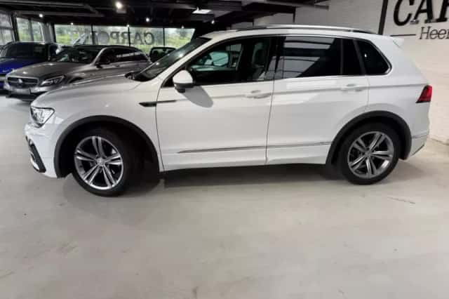 Volkswagen Tiguan (2019) thumbnail 3