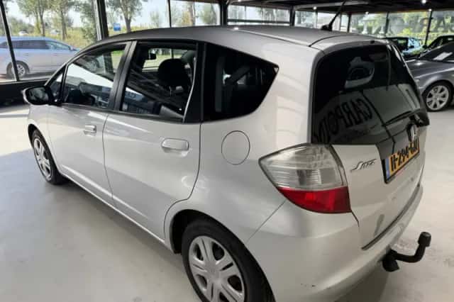 Honda Jazz (2009) thumbnail 5