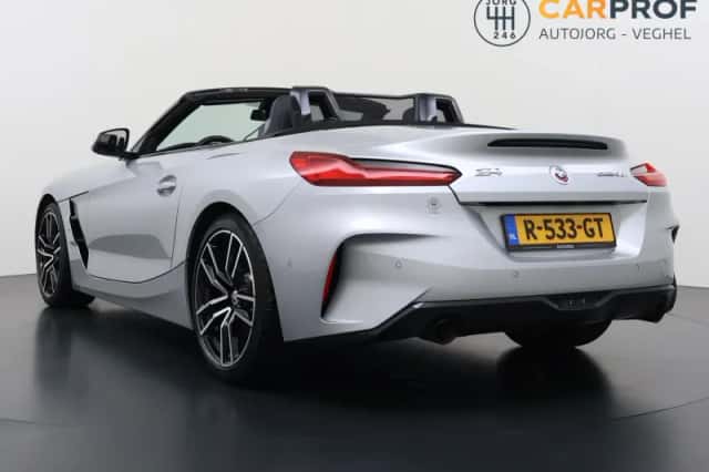 BMW Z4 (2022) thumbnail 2