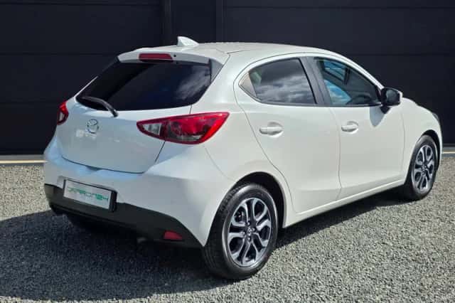 Mazda 2 (2018) thumbnail 4