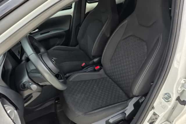 Toyota Aygo X (2024) thumbnail 4