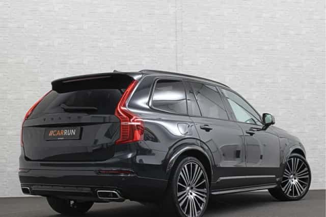 Volvo XC90 (2018) thumbnail 3