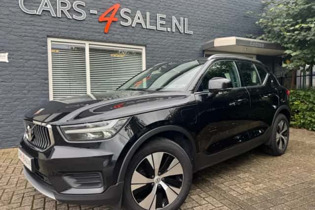 Volvo XC40 (2021) thumbnail 1