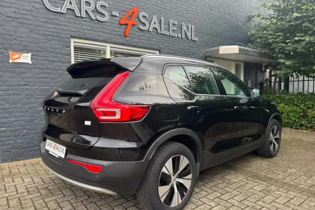 Volvo XC40 (2021) thumbnail 5