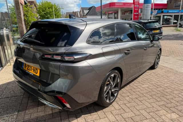 Peugeot 308 (2022) thumbnail 6