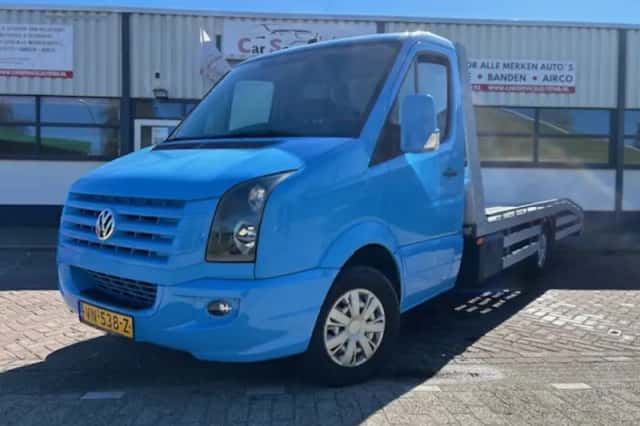 Volkswagen Crafter (2015) thumbnail 3