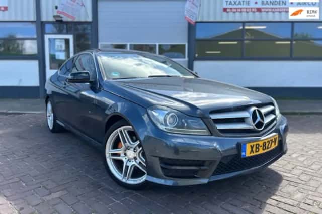 Mercedes-Benz C-Klasse (2011) thumbnail 1