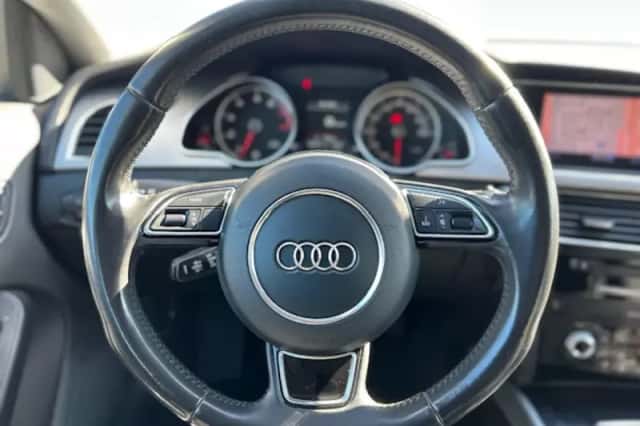 Audi A5 (2012) thumbnail 4