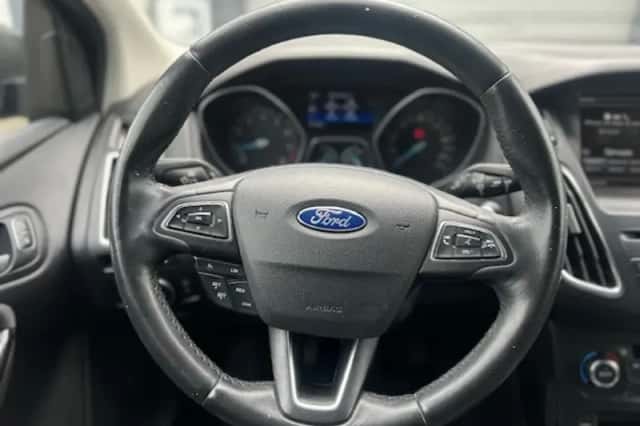 Ford Focus (2016) thumbnail 4
