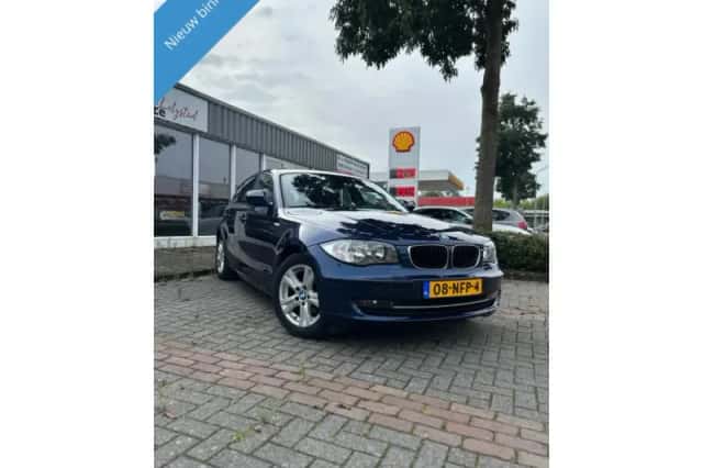 BMW 1-Serie (2010) thumbnail 1
