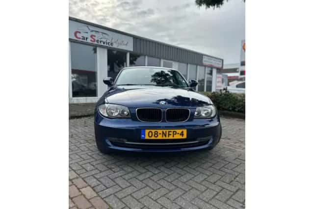 BMW 1-Serie (2010) thumbnail 5
