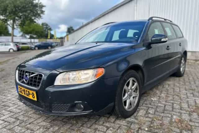 Volvo V70 (2009) thumbnail 3