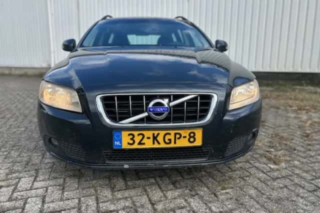 Volvo V70 (2009) thumbnail 5