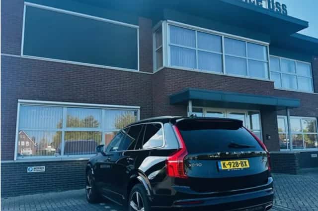 Volvo XC90 (2018) thumbnail 4