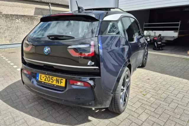 BMW i3 (2021) thumbnail 6