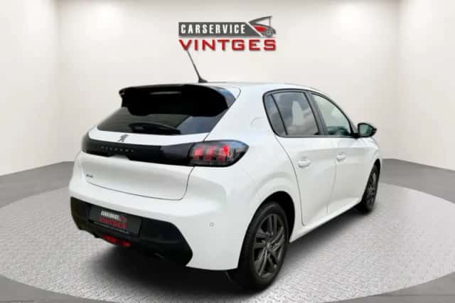 Peugeot 208 (2022) thumbnail 3