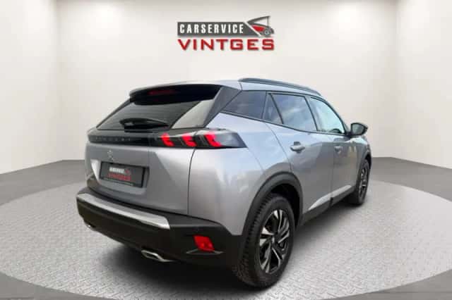 Peugeot 2008 (2022) thumbnail 3