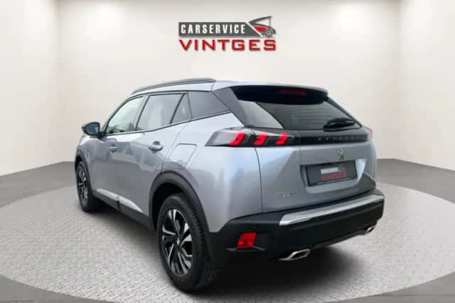 Peugeot 2008 (2022) thumbnail 4