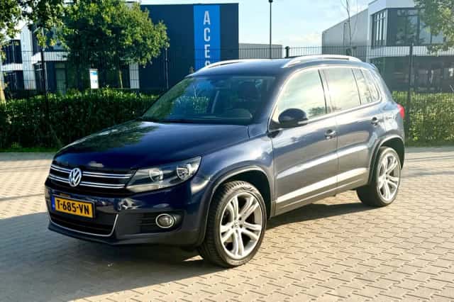 Volkswagen Tiguan (2011) thumbnail 5