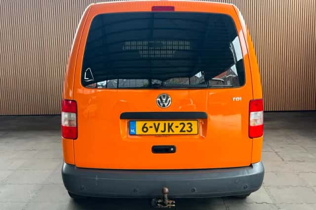 Volkswagen Caddy (2013) thumbnail 4