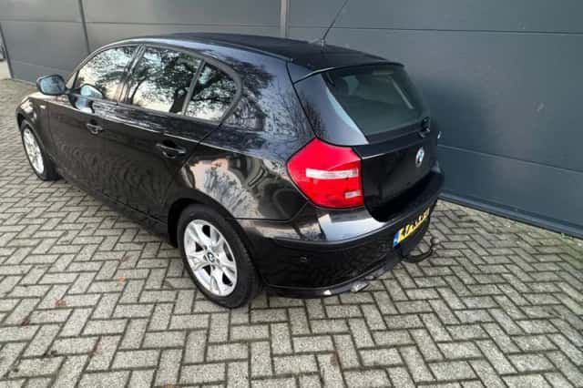BMW 1-Serie (2010) thumbnail 5