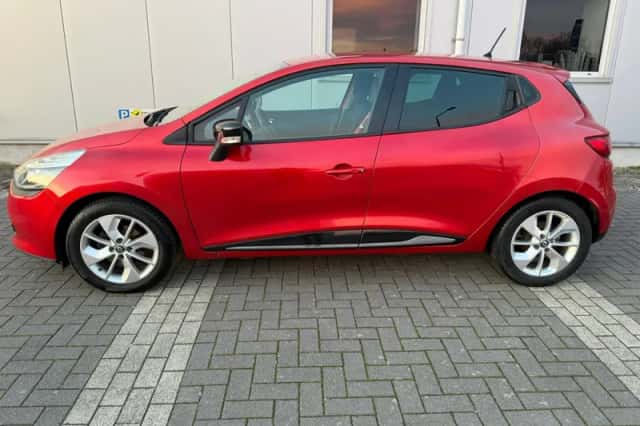 Renault Clio (2014) thumbnail 6