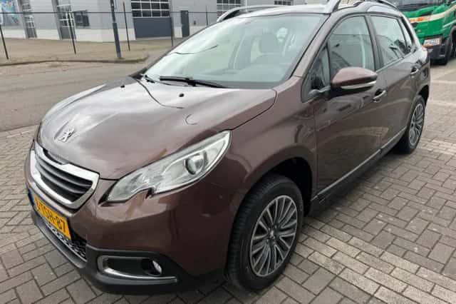 Peugeot 2008 (2014) thumbnail 4