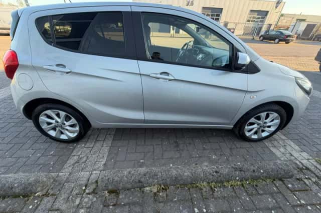 Opel Karl (2015) thumbnail 3
