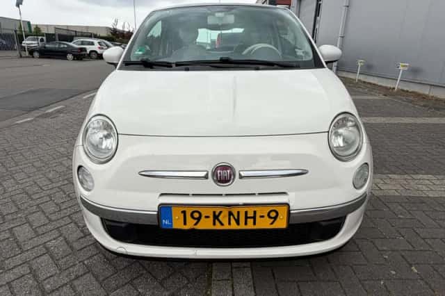Fiat 500 (2010) thumbnail 4