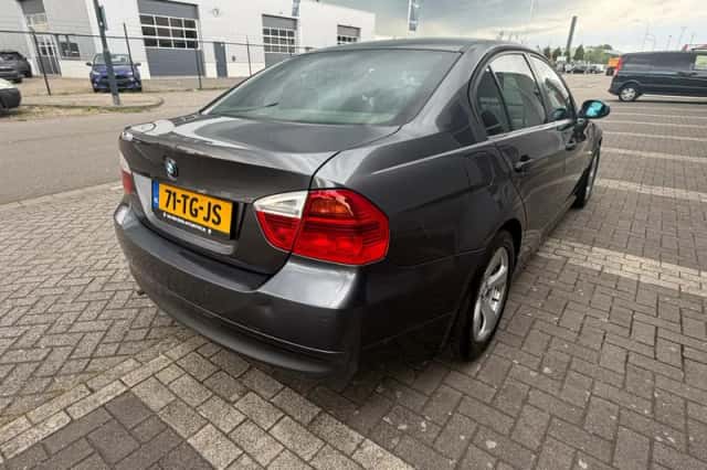 BMW 3-Serie (2006) thumbnail 2