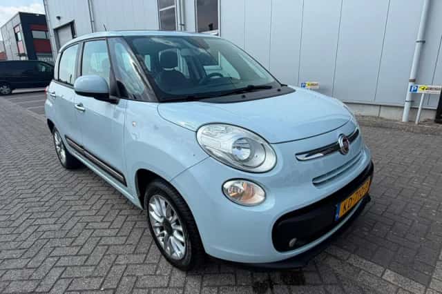 Fiat 500L (2013) thumbnail 1