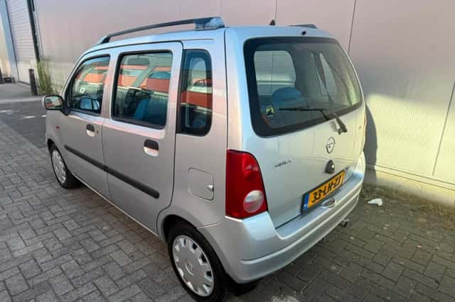 Opel Agila (2003) thumbnail 5