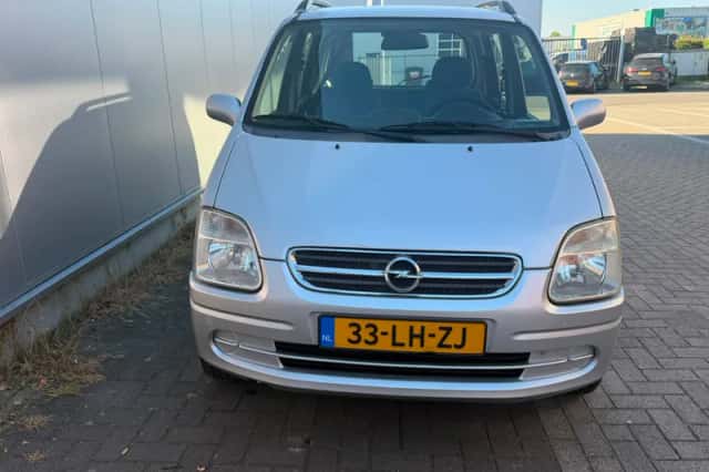 Opel Agila (2003) thumbnail 6