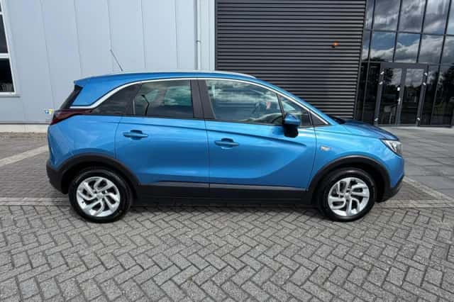Opel Crossland (2019) thumbnail 3