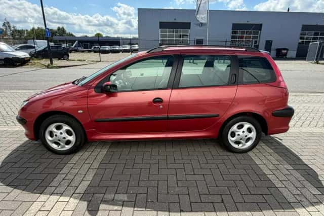 Peugeot 206 (2004) thumbnail 6