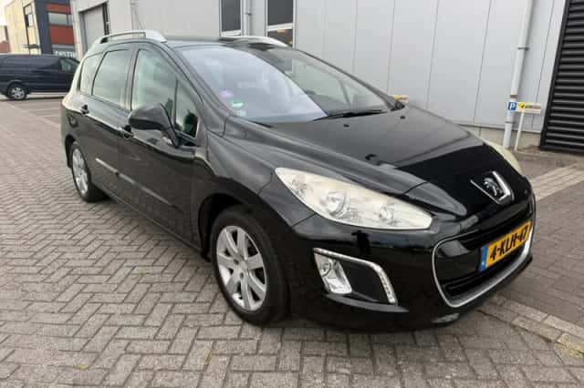 Peugeot 308 (2012) thumbnail 1