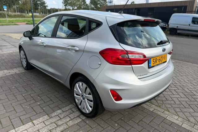 Ford Fiesta (2018) thumbnail 5