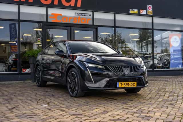 Peugeot 408 (2023) thumbnail 3