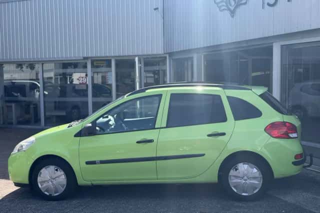Renault Clio (2012) thumbnail 2