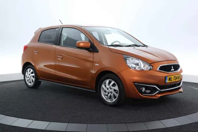 Mitsubishi Space Star (2017) thumbnail 3